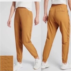 Athleta Brooklyn Textured Jogger Gold